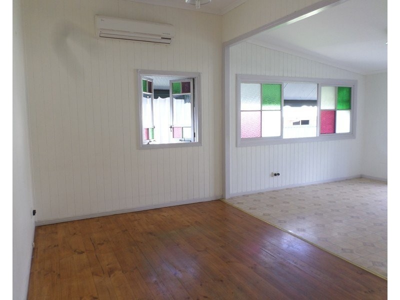 12 Hefferan St, North Ipswich QLD 4305