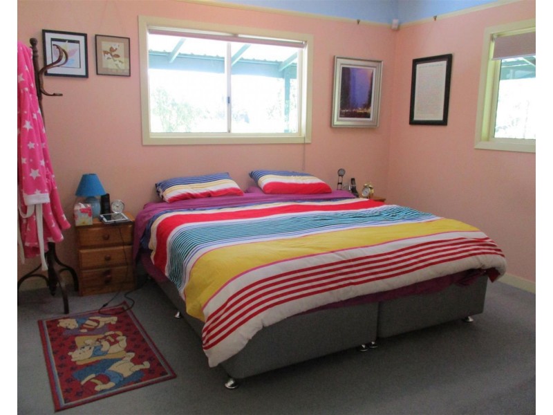 171 Queen St, Marburg QLD 4346