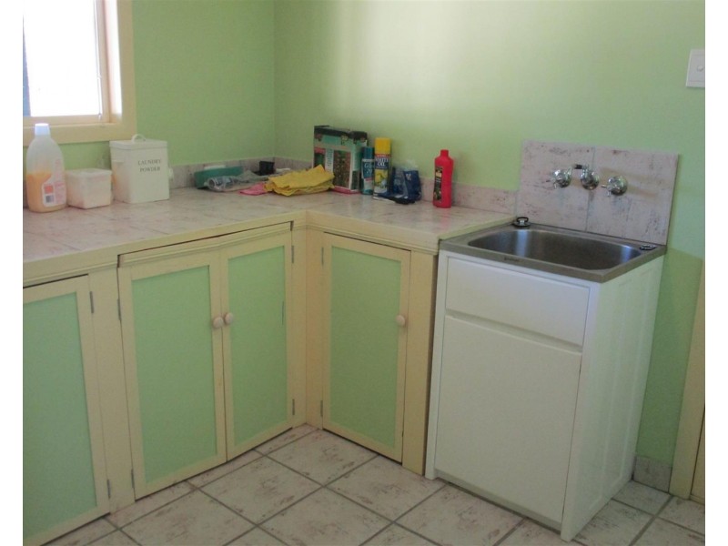 171 Queen St, Marburg QLD 4346