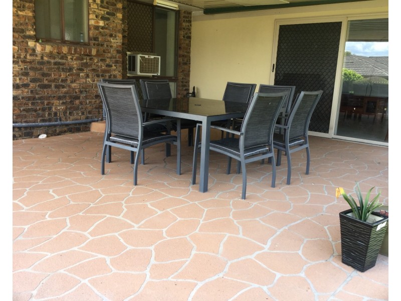 16 Eton Ave, Flinders View QLD 4305