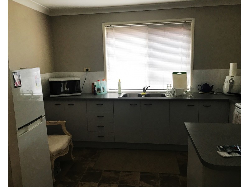 228 Wildey Street, Flinders View QLD 4305