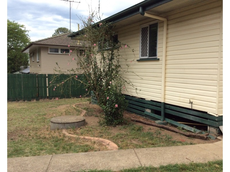 29 Chalk Street, Leichhardt QLD 4305