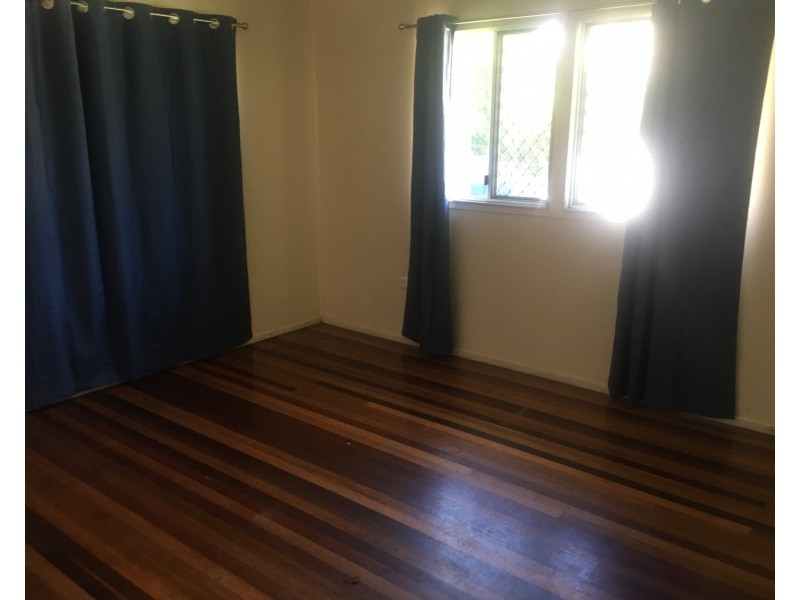29 Chalk Street, Leichhardt QLD 4305