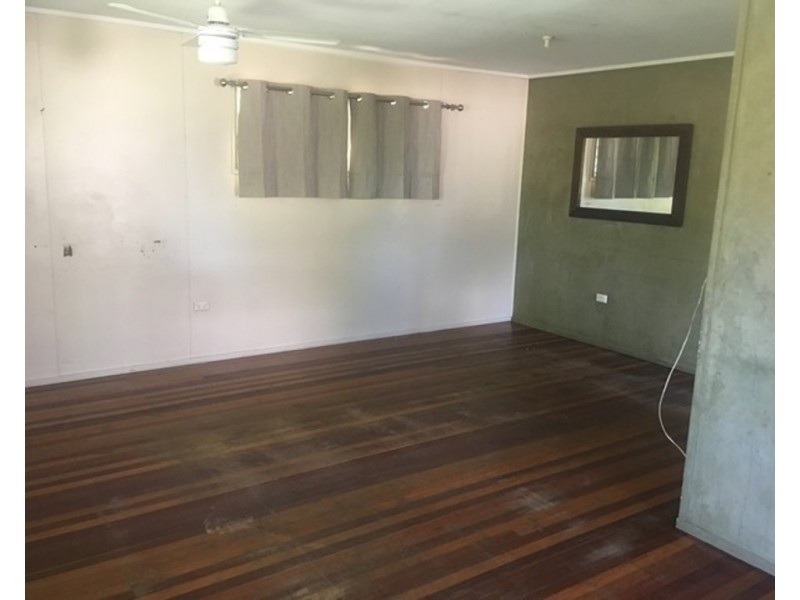 29 Chalk Street, Leichhardt QLD 4305