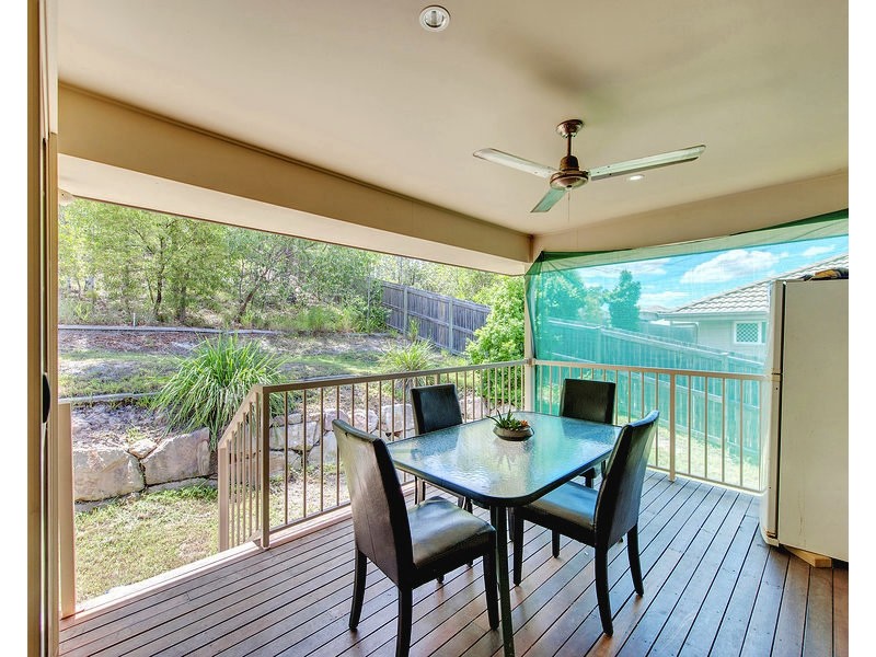 27 Barwell St, Brassall QLD 4305