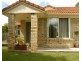 8 Morris Street, Flinders View QLD 4305