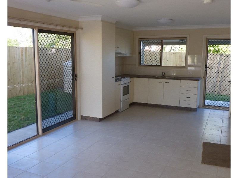 1/25 Dudleigh St, Booval QLD 4304