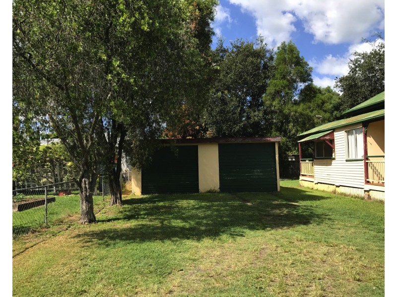 37 Albert St, Rosewood QLD 4340