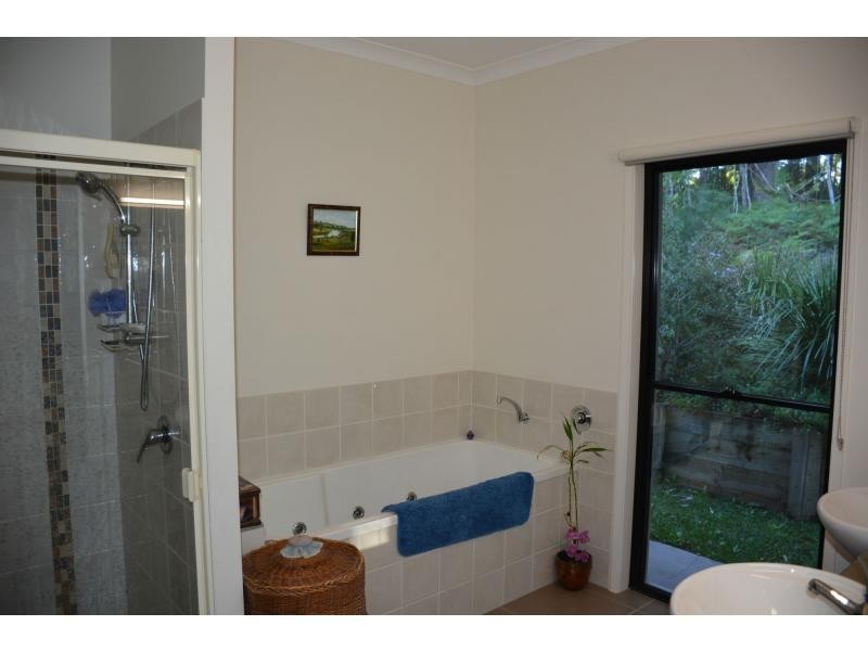 26 The Parkway Place, Mapleton QLD 4560