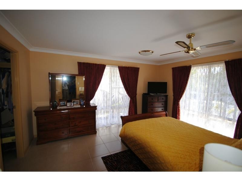 5 Buchanan Court, Burnside QLD 4560