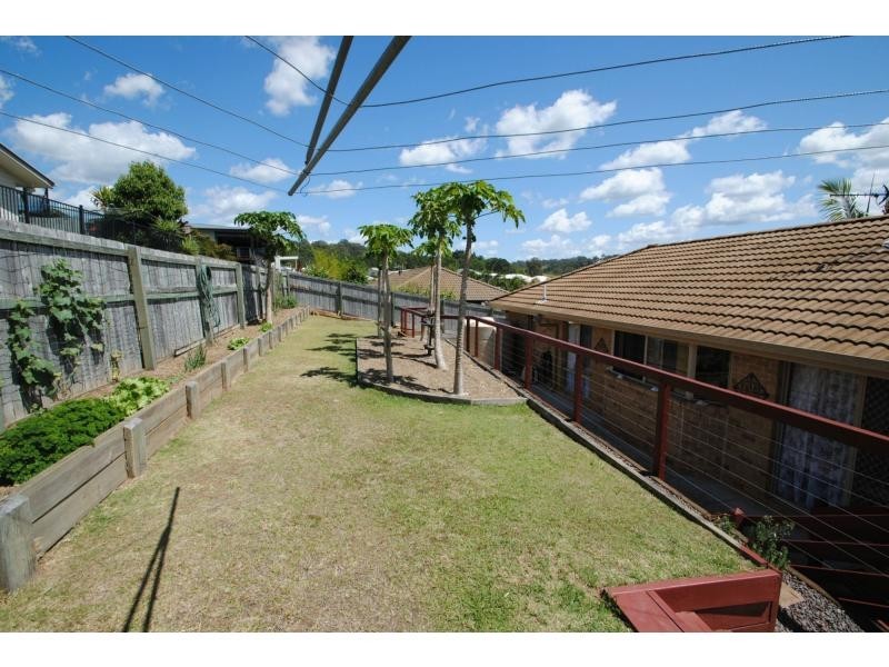5 Buchanan Court, Burnside QLD 4560