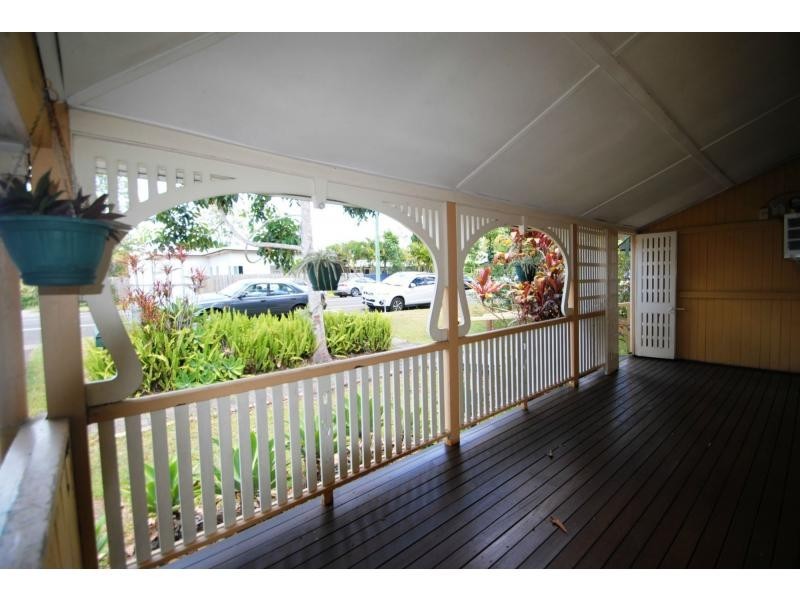 22 Blackall Terrace, Nambour QLD 4560