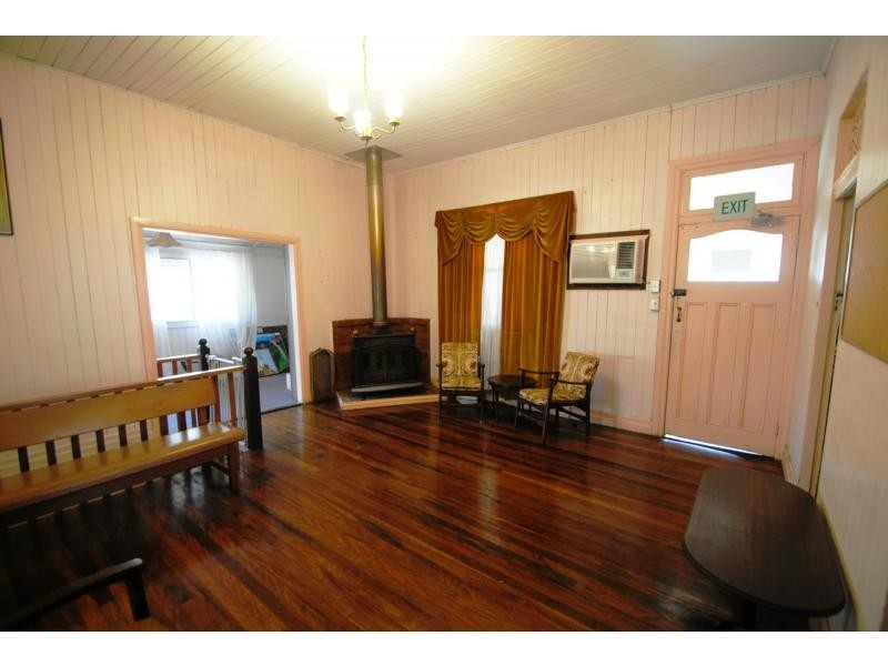 22 Blackall Terrace, Nambour QLD 4560