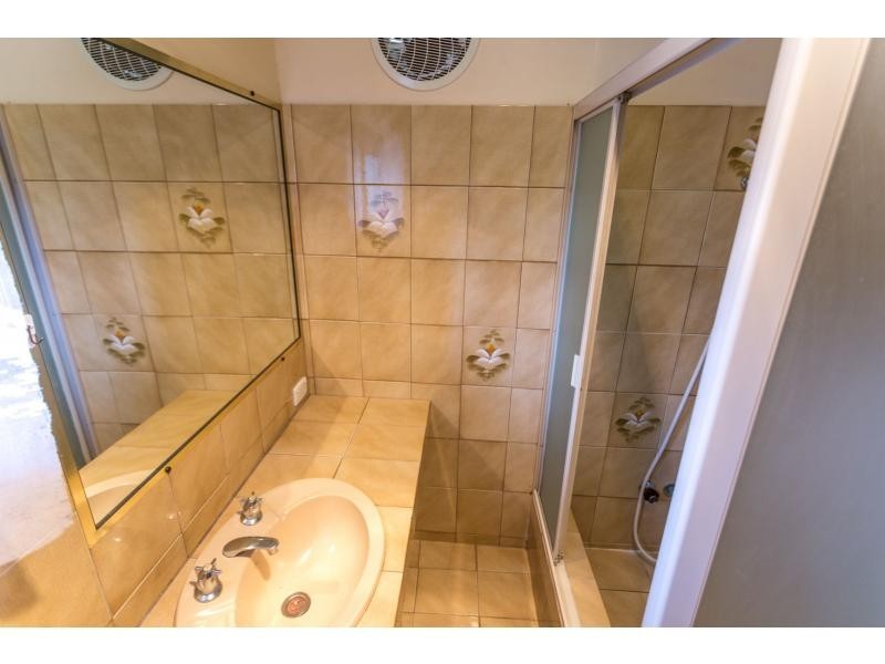 1 Carroo Court, Coes Creek QLD 4560