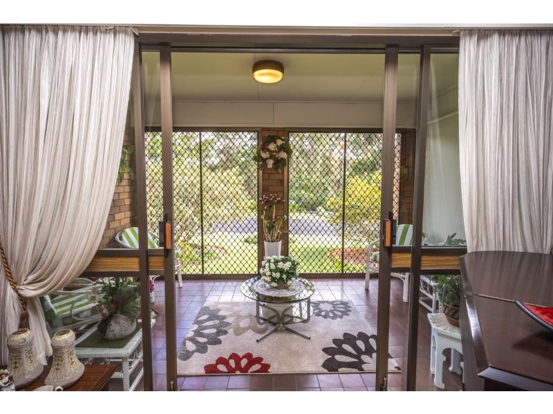 38 Spring Myrtle Avenue, Nambour QLD 4560