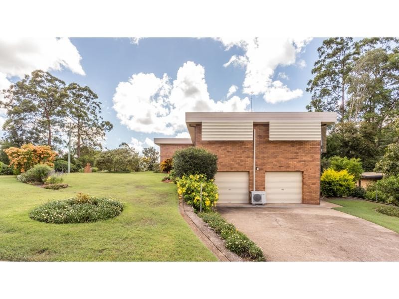 38 Spring Myrtle Avenue, Nambour QLD 4560