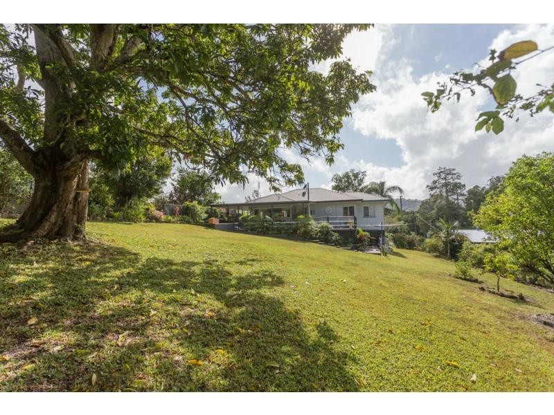 42 Coes Creek Road, Burnside QLD 4560
