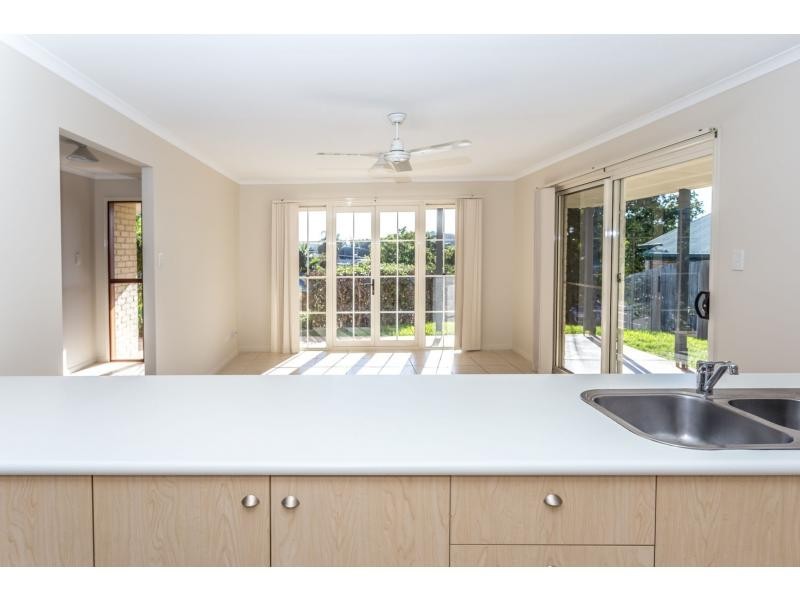 31 Middle Park Court, Coes Creek QLD 4560