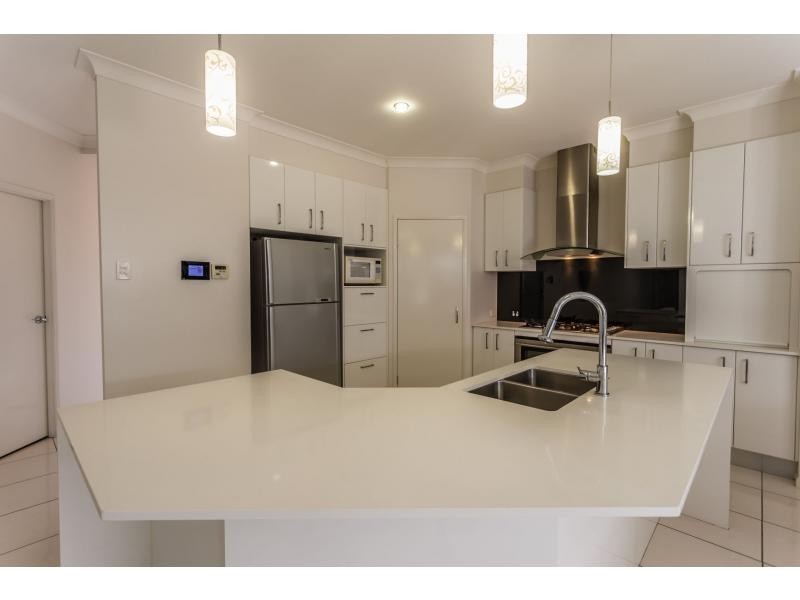 28 Seahorse Drive, Twin Waters QLD 4564