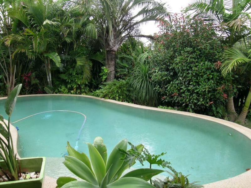 18 Robertson Drive, Burnside QLD 4560