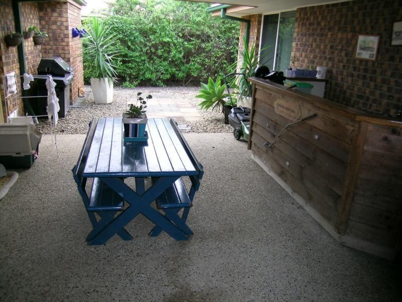 18 Robertson Drive, Burnside QLD 4560