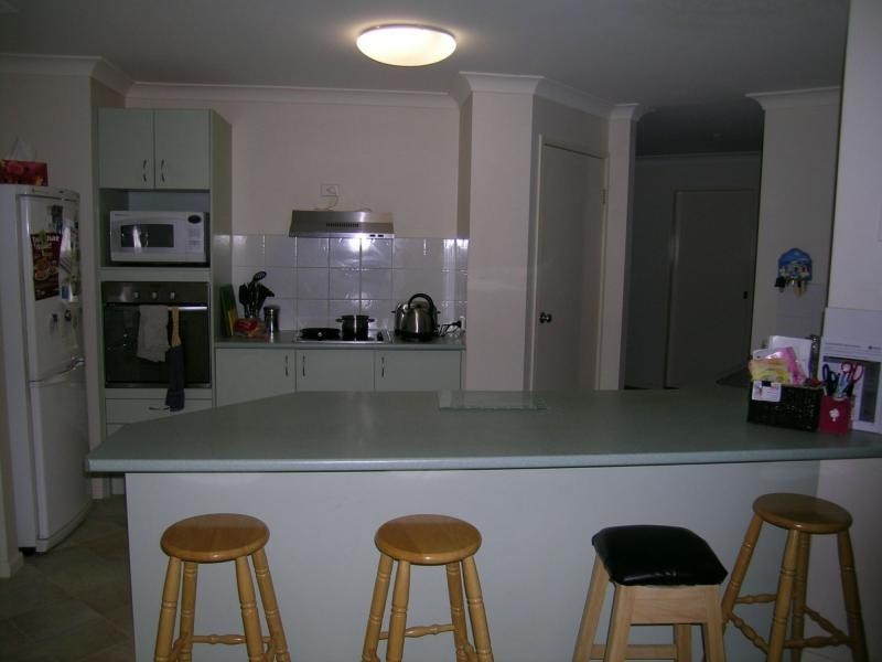 18 Robertson Drive, Burnside QLD 4560