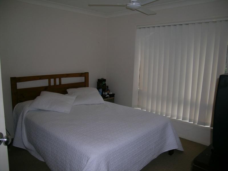 18 Robertson Drive, Burnside QLD 4560