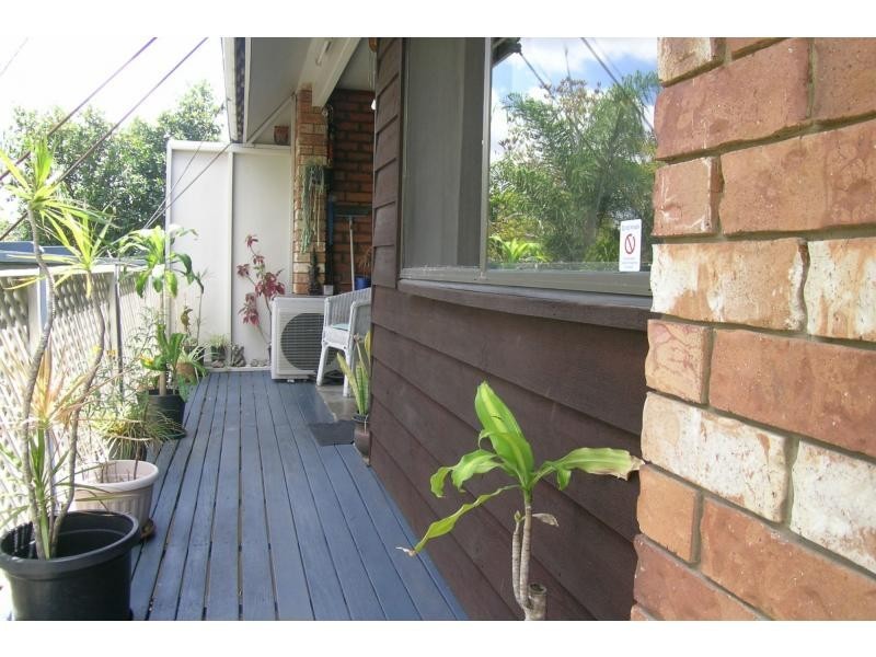 Unit 2/24 Bundarra Street, Nambour QLD 4560