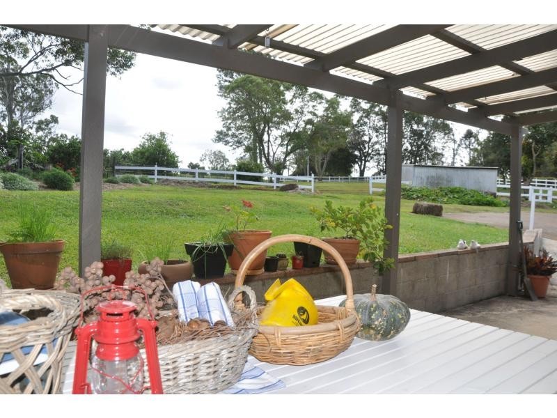 2-26 Woodland Place, Dulong QLD 4560