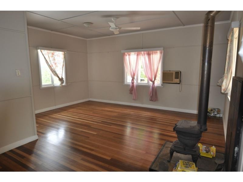 43 Bade Street, Nambour QLD 4560