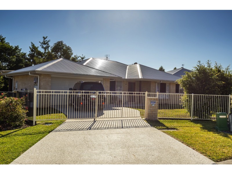 8 Wallace Close, Coes Creek QLD 4560