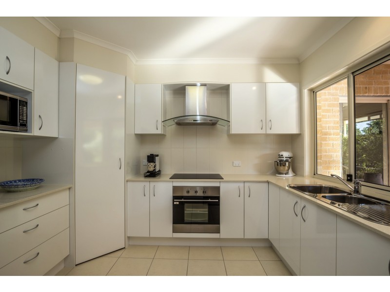 8 Wallace Close, Coes Creek QLD 4560