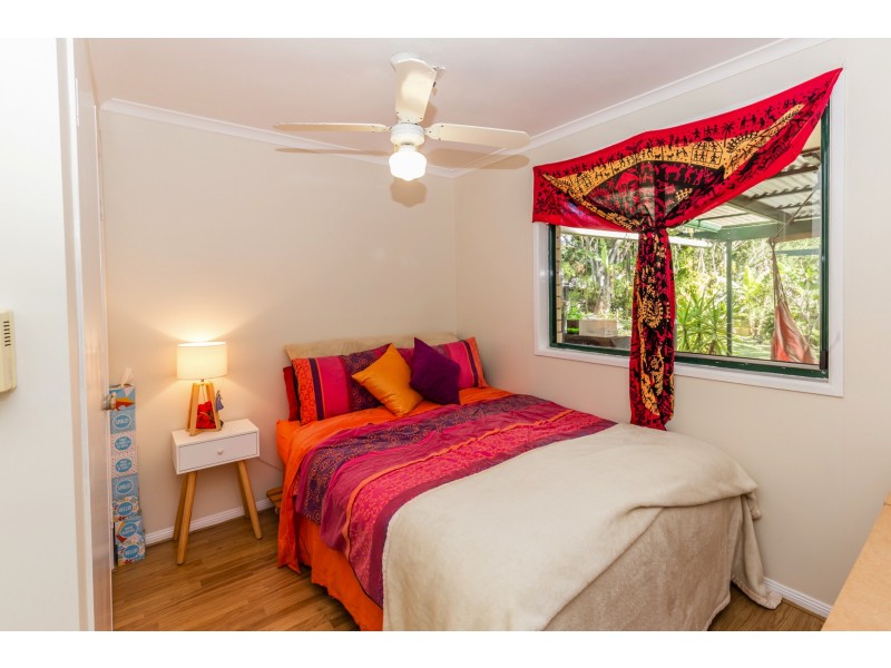 63 Cooloolabin Rd, Yandina QLD 4561