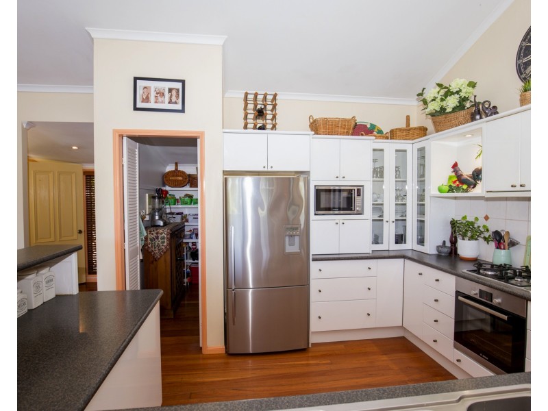 18 Goodey Way, Kureelpa QLD 4560