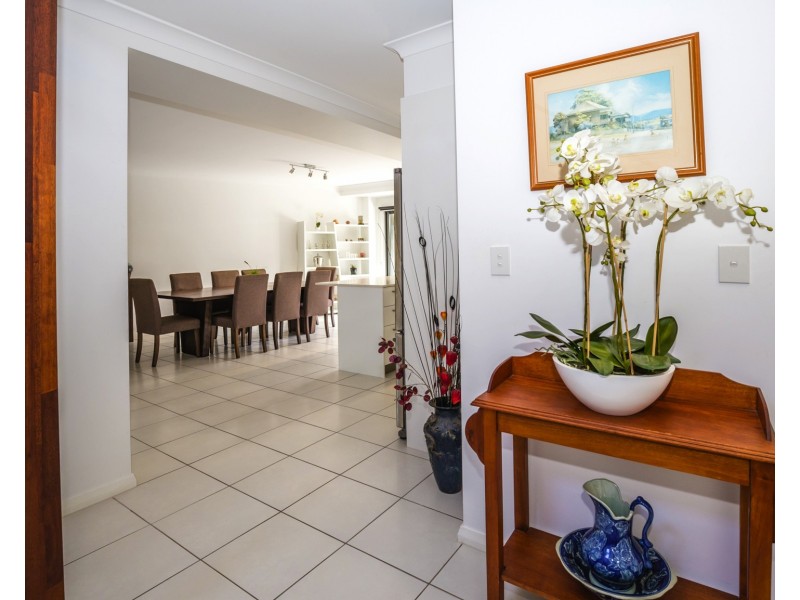 1/4 Ginger Bell Ave, Bli Bli QLD 4560