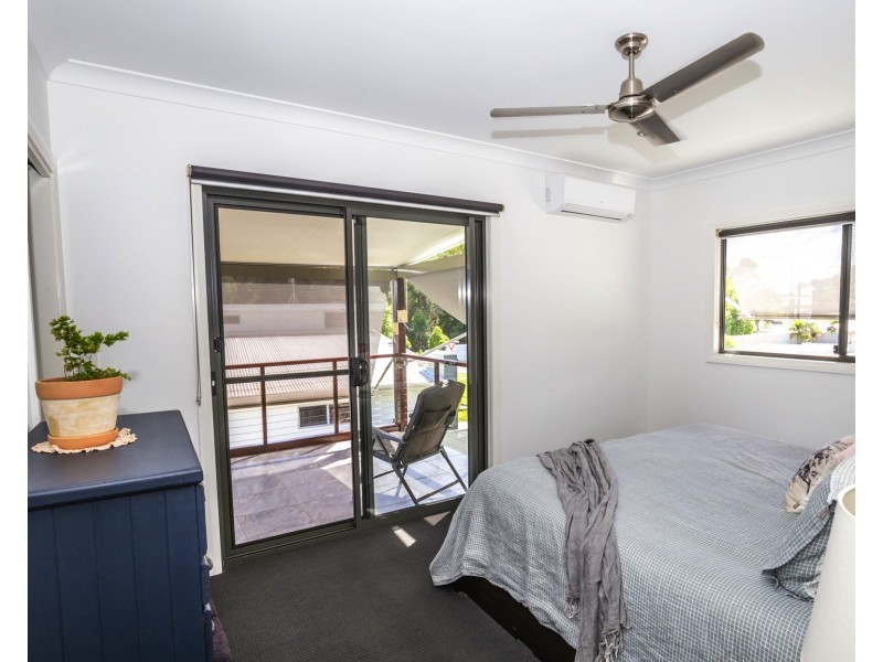 1/4 Ginger Bell Ave, Bli Bli QLD 4560