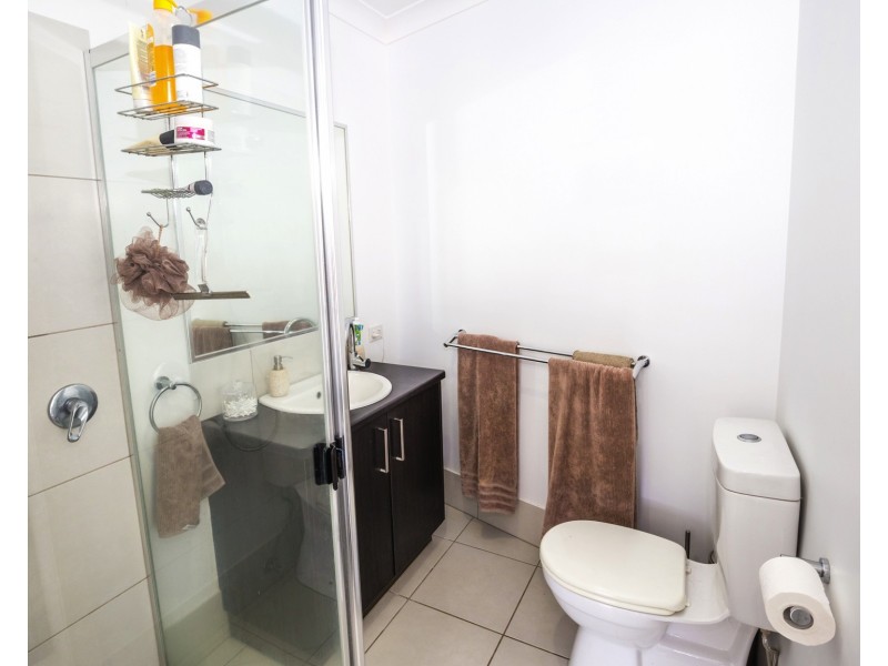 1/4 Ginger Bell Ave, Bli Bli QLD 4560