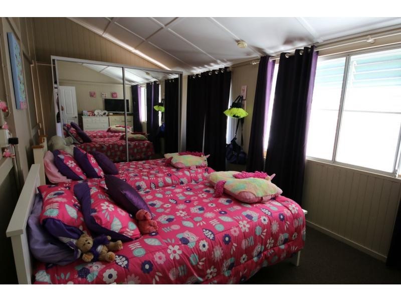 11 CAMERON Street, Ayr QLD 4807