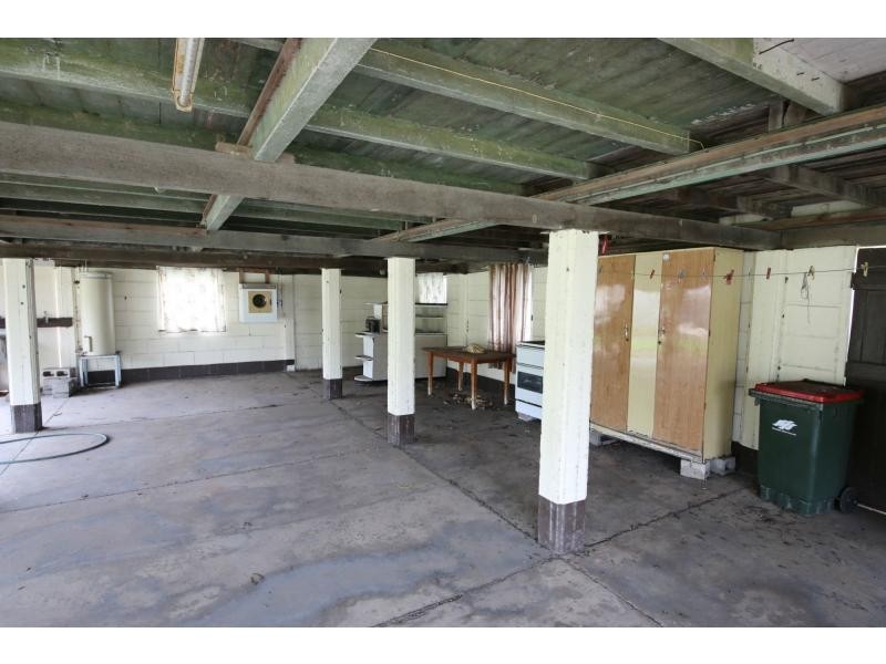 32 ELEVENTH Avenue, Home Hill QLD 4806