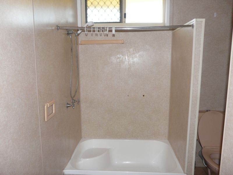 37-39 ALBERT Crescent, Ayr QLD 4807