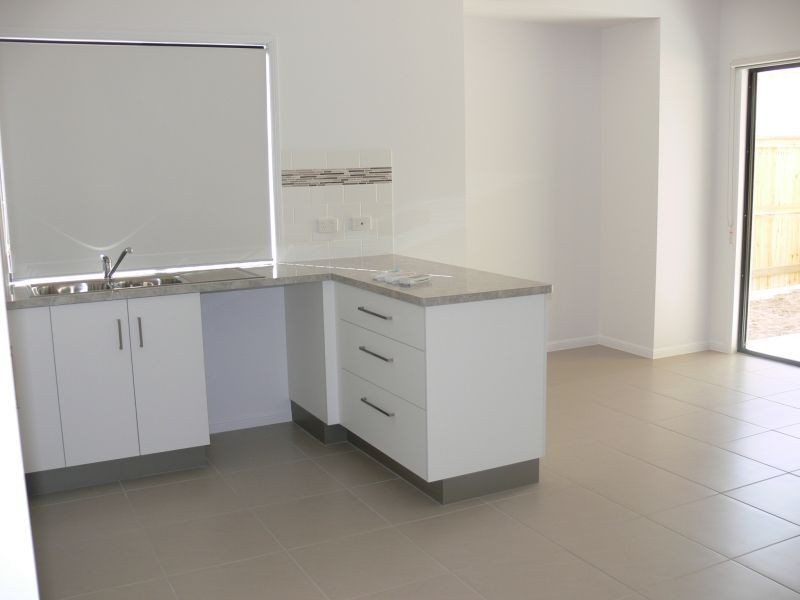 Unit 2/21 WICKHAM Street, Ayr QLD 4807
