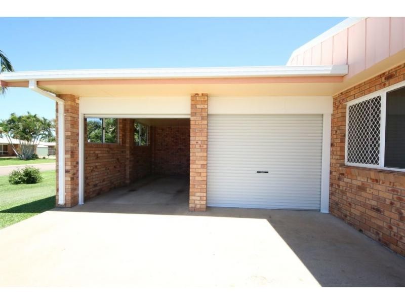 14 GAINSBOROUGH Drive, Ayr QLD 4807