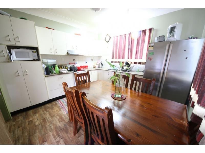 10 NINTH Street, Home Hill QLD 4806