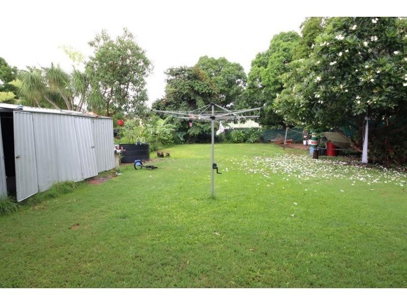 10 NINTH Street, Home Hill QLD 4806