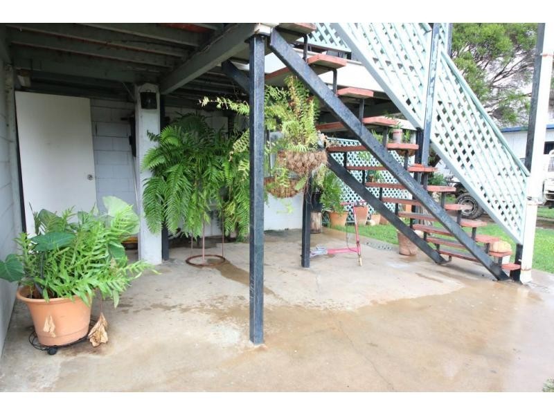 10 NINTH Street, Home Hill QLD 4806