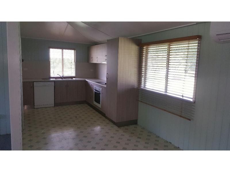 9 Eighth Street, Home Hill QLD 4806