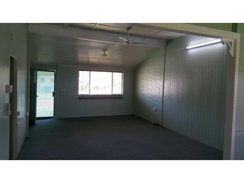 9 Eighth Street, Home Hill QLD 4806