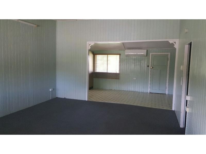 9 Eighth Street, Home Hill QLD 4806