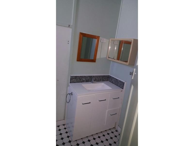 9 Eighth Street, Home Hill QLD 4806