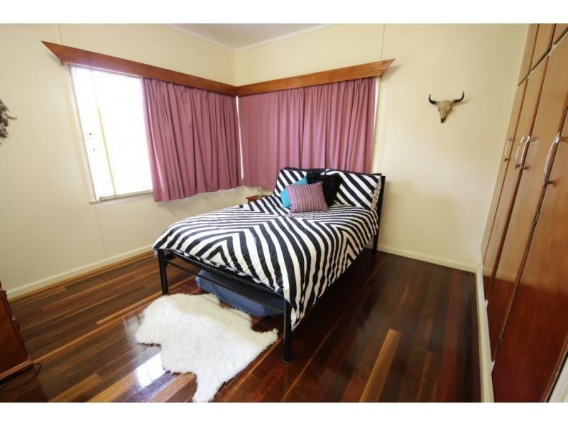 7 MCINTYRE Street, Ayr QLD 4807